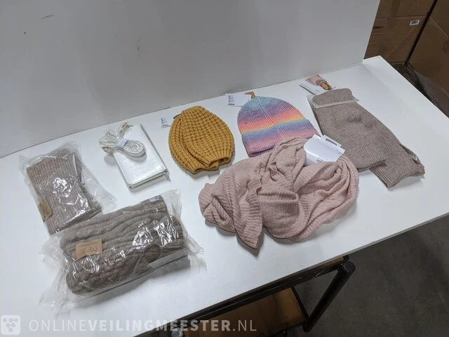 Partij zomer/winterkleding - afbeelding 8 van  15