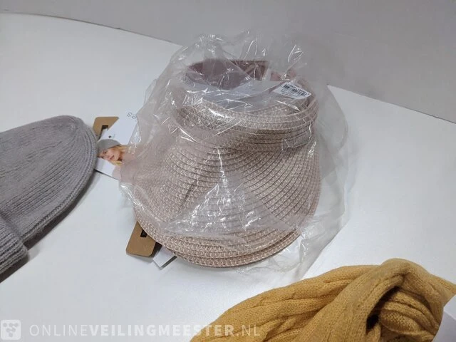 Partij zomer/winterkleding - afbeelding 9 van  12