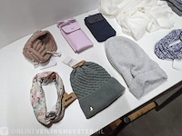 Partij zomer/winterkleding - afbeelding 12 van  20