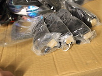 Partij zonnebrillen mix geleverd 50 stuks ds 66 - afbeelding 8 van  9