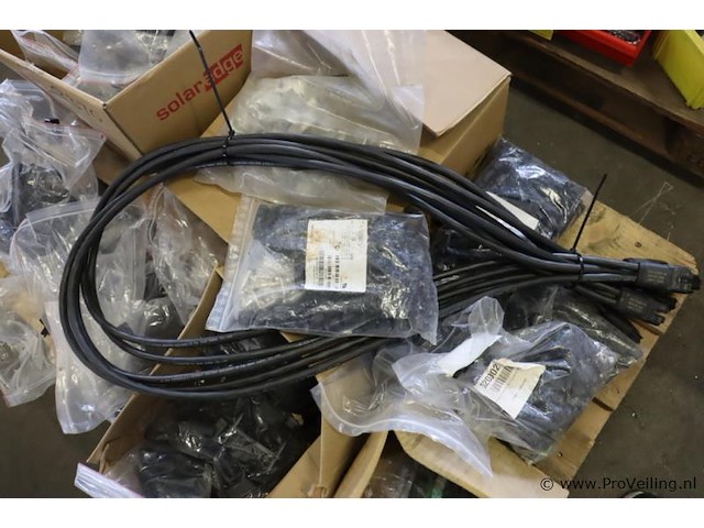 Partij zonnenpaneel-onderdelen - afbeelding 2 van  13