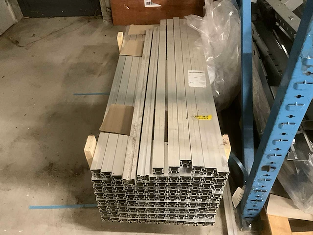 Partij zonnepaneel montagematerialen - afbeelding 3 van  17