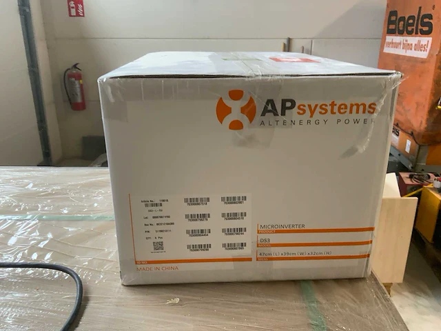 Partij zonnepanelen met inverters - afbeelding 10 van  11