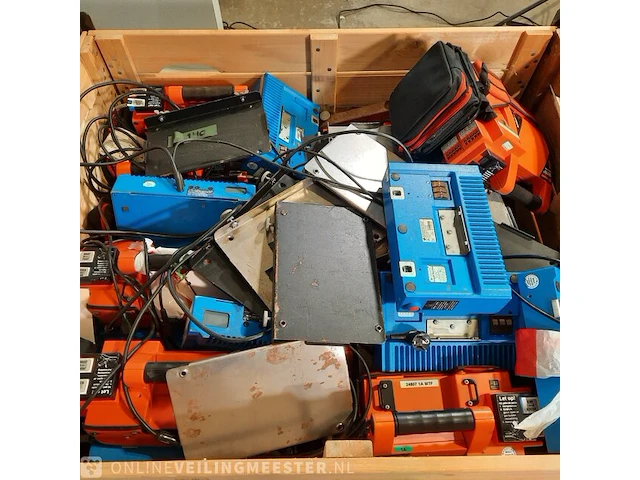 Partij zuurstof meetinstrumenten corpuls, o.a. bi-phasic defib 08/16 - afbeelding 4 van  12