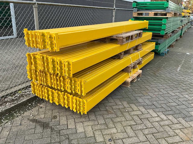 Partij zware palletstelling - afbeelding 2 van  4