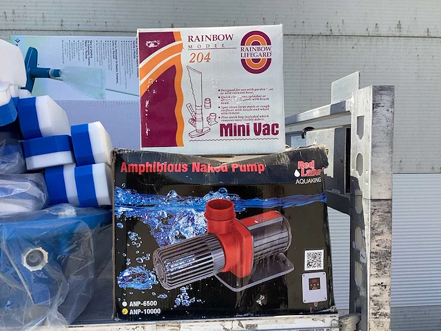 Partij zwem accessoires, onderdelen en toebehoren - afbeelding 35 van  53