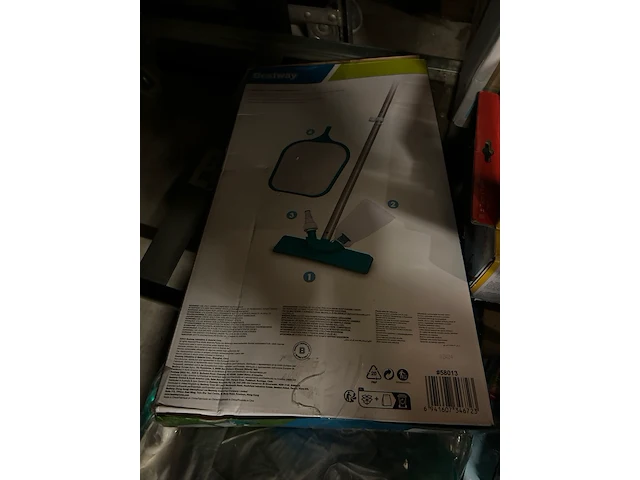 Partij zwembad accessoires w.o. beschermhoezen intex - afbeelding 6 van  9