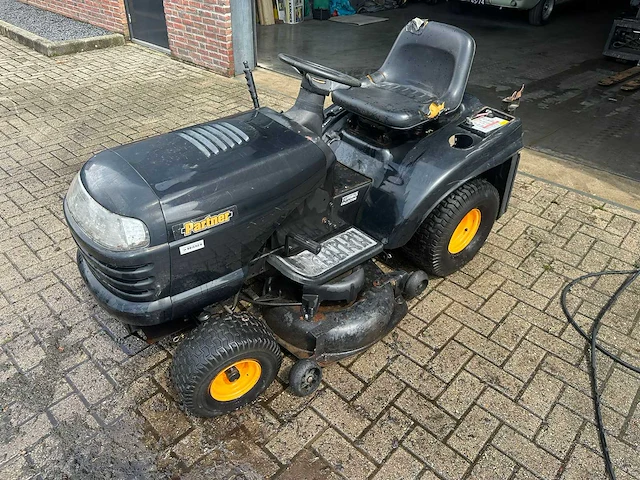 Partner - zitmaaier - afbeelding 1 van  5