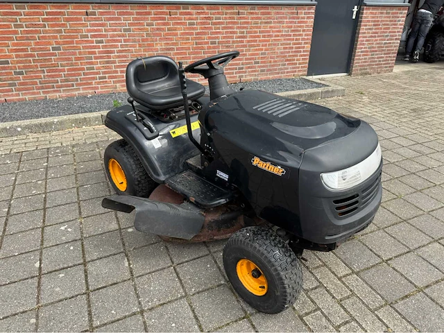 Partner - zitmaaier - afbeelding 2 van  8