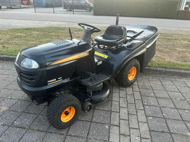 Partner - zitmaaier - afbeelding 1 van  8