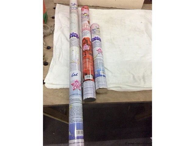 Party poppers - - afbeelding 1 van  2