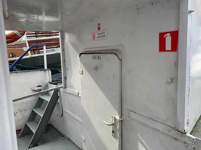 Partyboot donarys 70 persoons - afbeelding 30 van  60