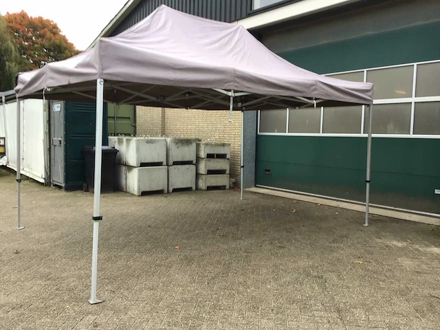Partytent partyspace 3 x 4,5 - afbeelding 1 van  7