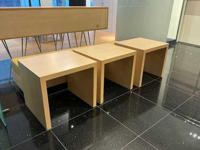 Pasbank en bijzetmeubels - afbeelding 5 van  6