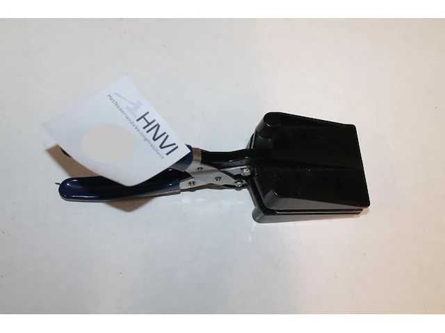 Pasfotoknipper 35 x 45 mm - afbeelding 1 van  1