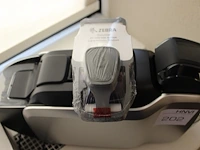Pasjesprinter zebra zc300 met pasjes, houders en card printer ribbon - afbeelding 4 van  4