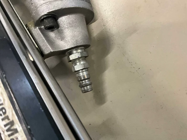 Paslode pneumatische tacker - afbeelding 2 van  6