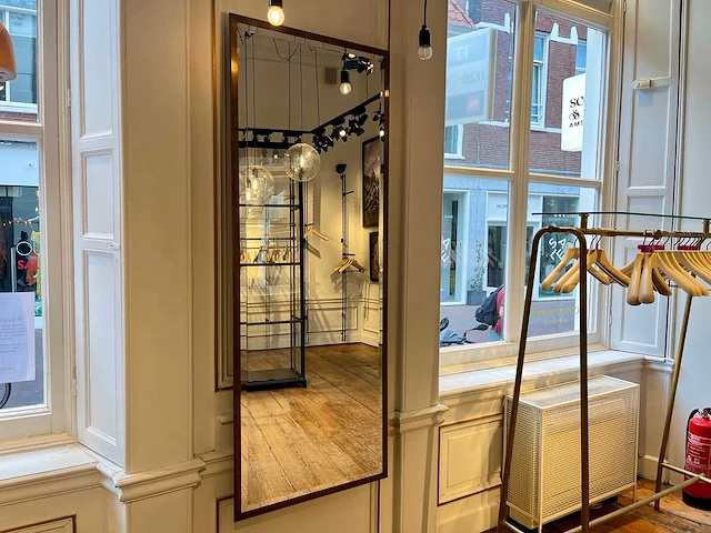 Passpiegel in messing lijst - afbeelding 1 van  3