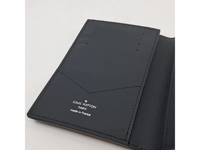 Passpoort cover, louis vuitton - afbeelding 6 van  7