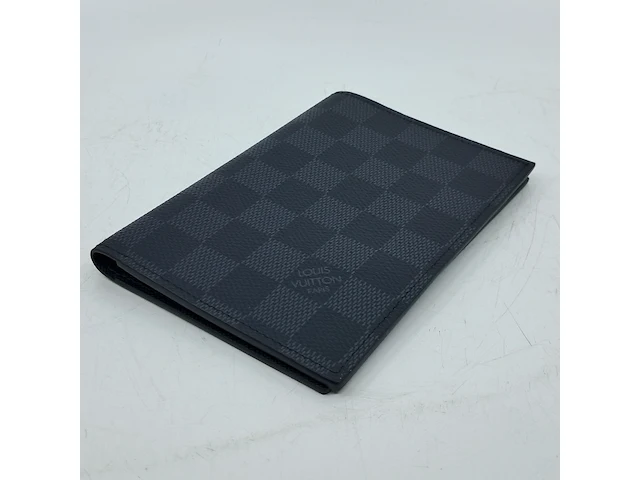Passpoort cover, louis vuitton - afbeelding 7 van  7