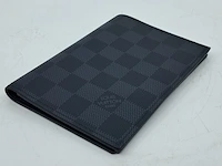 Passpoort cover, louis vuitton - afbeelding 7 van  7