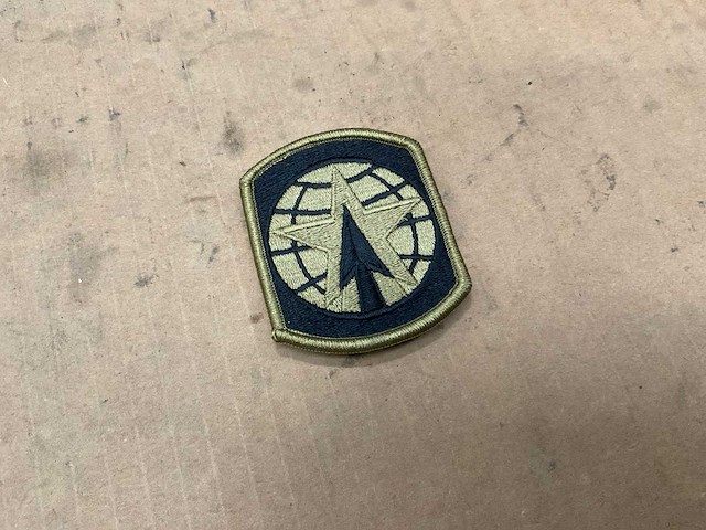 Patch with fastener (4x) - afbeelding 1 van  4