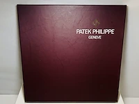 Patek phillipe sjaal - geschenk bij een aankoop van een horloge patek philippe van €30.000,00 - afbeelding 7 van  7