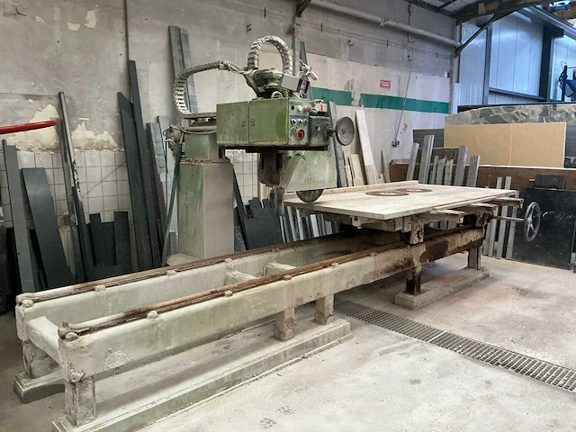 Pater brugzaagmachine - afbeelding 9 van  16