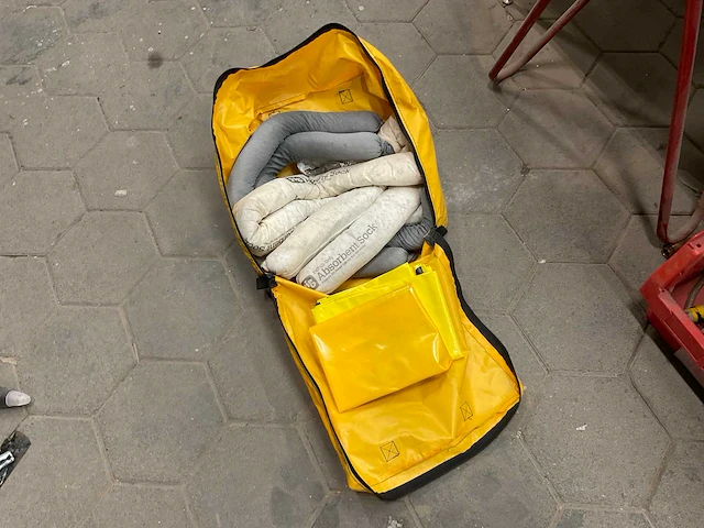 Patriot fueler spill kit - afbeelding 1 van  4