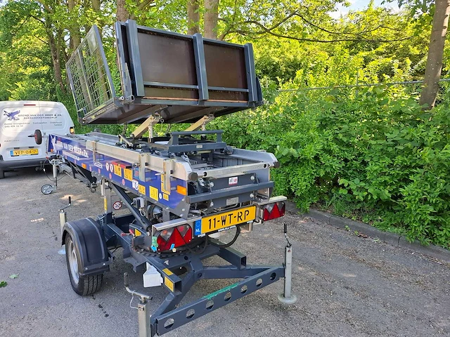 Paus - 2019 - easy 24 wh - ladderlift - afbeelding 15 van  21