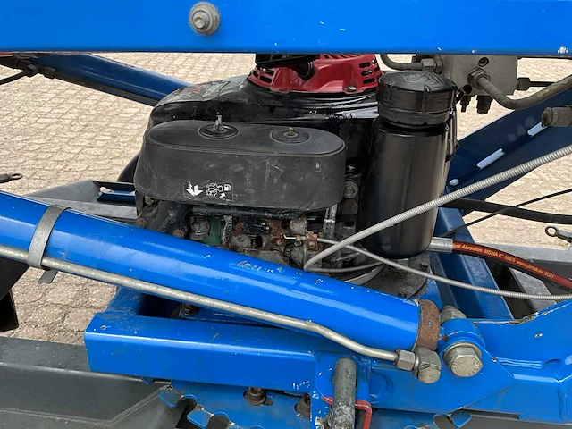 Paus 18wh verhuislift / ladderlift - afbeelding 9 van  18