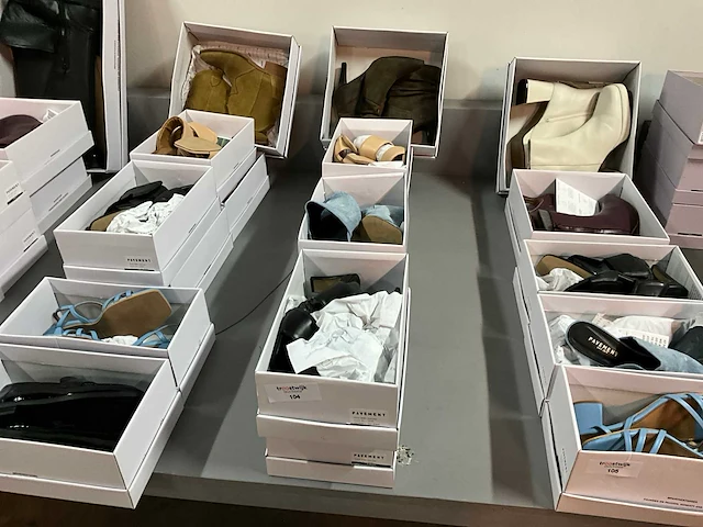 Pavement damesschoenen (maat 40) (6x) - afbeelding 1 van  6