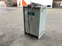 P.b.m power point acculader - afbeelding 1 van  8