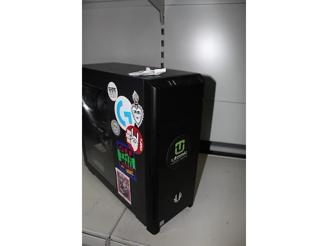 Pc gigaybyte zelfbouw. win 11 pro. 16 gb ram. intel core i5 9 gen. 512 gb ssd + 4 tb hdd - afbeelding 2 van  3