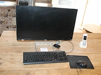 Pc-opstelling bestaande uit game pc medion md 34524 erazer p67066 mt39 met monitor lg 24 inch, toetsenbord ... - afbeelding 2 van  3