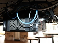 Pc-opstelling bestaande uit game pc medion md 34524 erazer p67066 mt39 met twee monitoren lg 24 inch, toets... - afbeelding 2 van  3