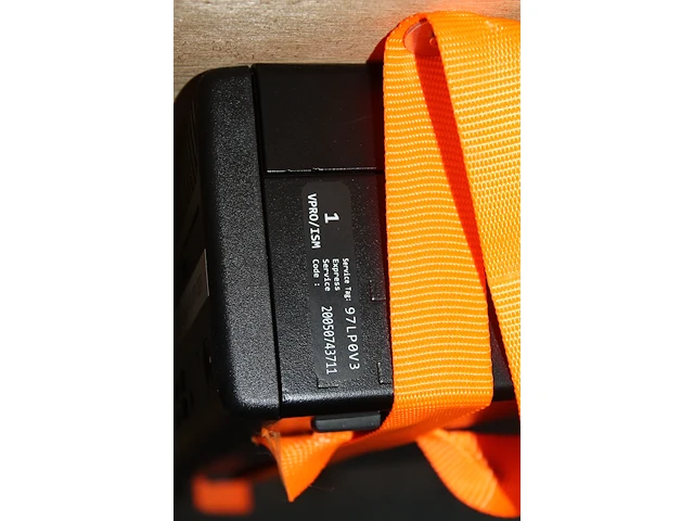 Pc-opstelling bestaande uit pc dell vpro precision 3460 met monitor lg 24 inch, toetsenbord en muis. servi... - afbeelding 4 van  4