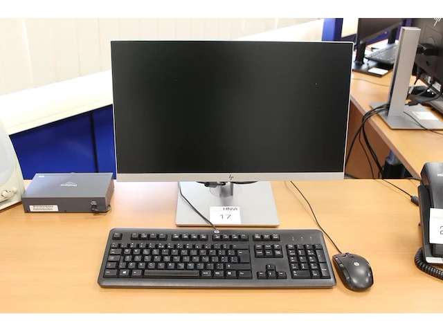 Pc opstelling hp prodesk i5, met monitor toetsenbord en muis. - afbeelding 1 van  2