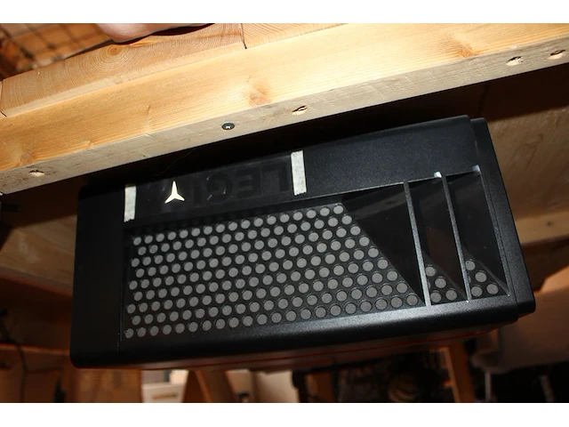 Pc opstelling lenovo legion i7-8700 cpu, 16 gb ram geheugen en 2tb harde schijf met een 23 inch lg monitor ... - afbeelding 2 van  4