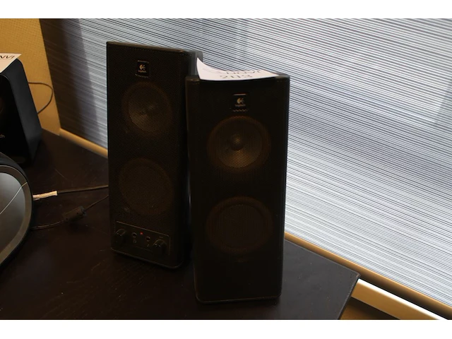 Pc-speakerset logitec. - afbeelding 1 van  1