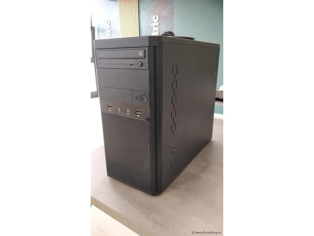 Pc - afbeelding 1 van  4