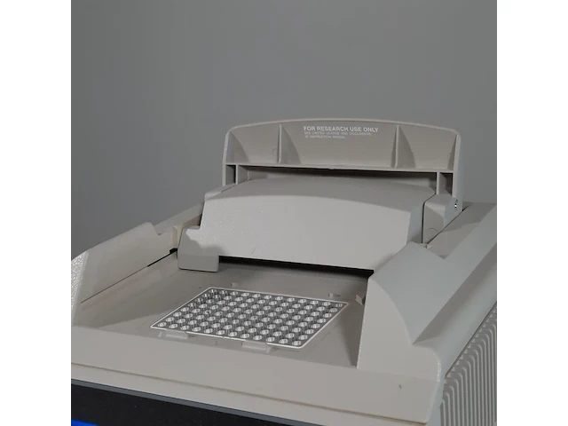 Pcr systeem, ab, geneamp pcr system 9700 - afbeelding 10 van  12