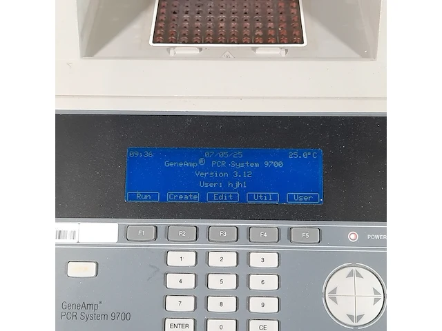 Pcr systeem, ab, pcr system 9700 - afbeelding 10 van  12