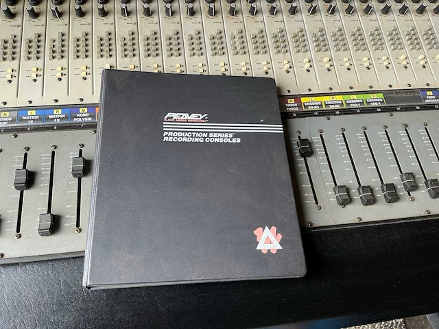 Peavey amr production series 1600 analoge mengtafel - afbeelding 7 van  17