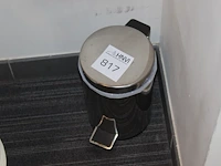 Pedaalemmer hoogte 27 cm - afbeelding 1 van  2