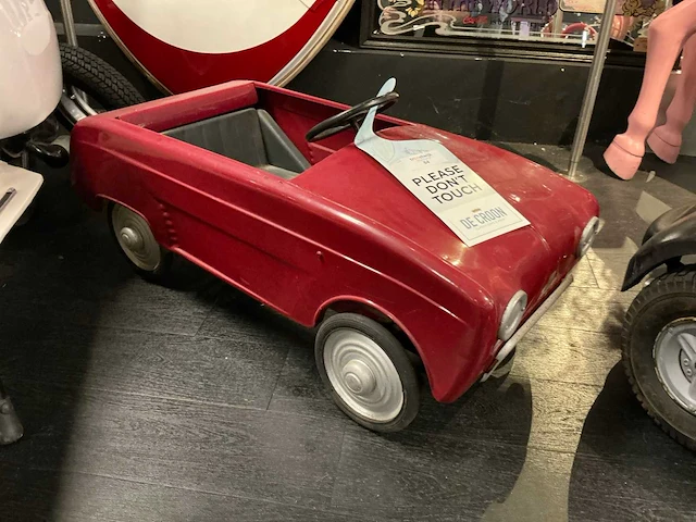 Pedalcar renault dauphine - afbeelding 4 van  7