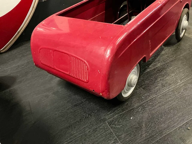 Pedalcar renault dauphine - afbeelding 7 van  7