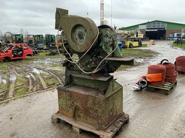 Peddinghaus 210/11 staalschaar en ponsmachine - afbeelding 2 van  9