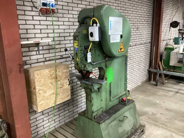 Peddinghaus 225/13 pons machine - afbeelding 1 van  8