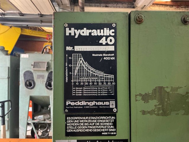 Peddinghaus hydraulic 40 ponsmachine - afbeelding 3 van  12